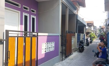 di jual rumah minimalis 2 lantai di Ciledug Tangerang kota