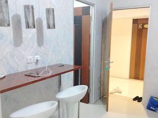 Disewakan apartemen gunawangsa merr tower A1801 2br furnish