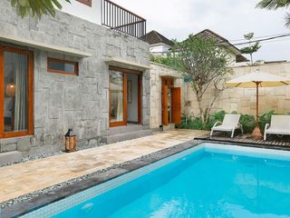 READY VILLA BEAUTUIFUL MINIMALIS MODERN 3BR JIMBARAN