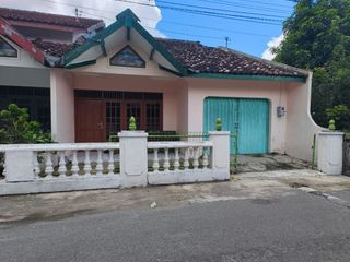 Dijual rumah di Kotagede dekat UTY Kampus 3 Yogya