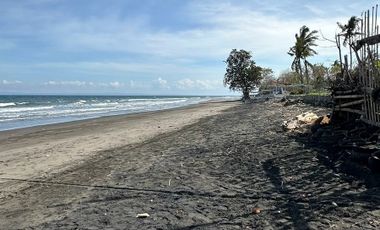 LOS PANTAI / BEACH FRONT 450M2 PERANCAK  JEMBRANA