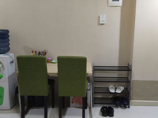 Di sewakan per tahun tipe 1 kmr Apartment Borneo bay