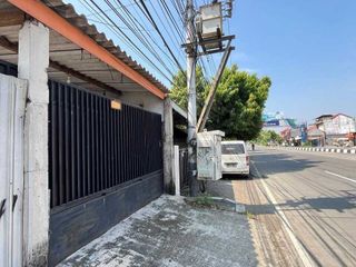 BREBES KALIGANGSA KULON RUKO PARKIR LUAS STRATEGIS JUAL MURAH