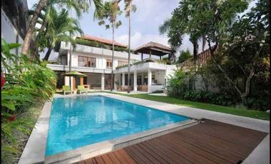 Villa mayang for sale in tibu beneng