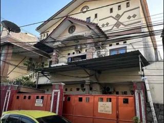 Dijual Rumah Kost di Pemburan Jakarta Barat dekat Untar dam Trisakti