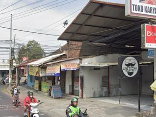 jarang ada, tanah komersial di jalan raya utama sesetan