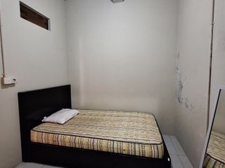 PRIME AREA RUMAH KOST DEKAT GAJAH MADA PLAZA DAN MRT
