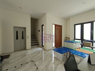 Dijual Townhouse Springhill Golf Residence Luas 350m2 4 Lantai VR1128