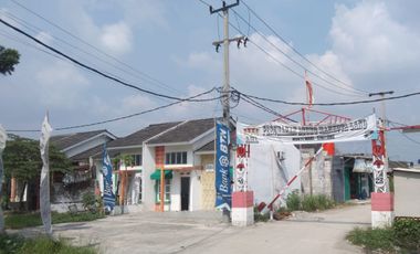 DIJUAL RUMAH 1 LANTAI DI PERUMAHAN AGUNG MAHKOTA LAND