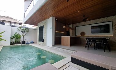 Dijual Villa Freehold Lokasi Strategis di Seminyak