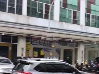 Ruko 4.5 lantai  Lebar 6m Boulevard Kelapa Gading