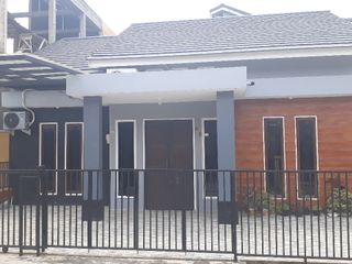Disewakan Rumah Full Furnish Lr.Zuriah Basuki Rahmat Palembang