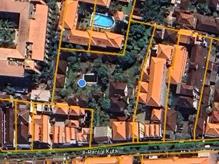 Tanah kontrak Di pantai kuta bunus bangunan