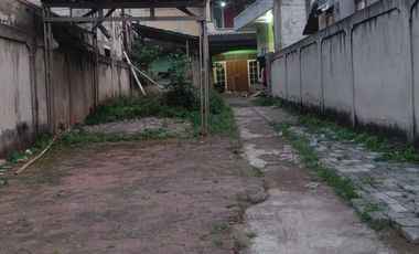 Dijual Lahan 700 Meter Di Ciledug Bonus 2 Unit Bangunan Rumah Akses Mobil
