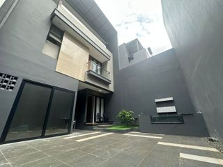 Jual/Sewa Cepat Grand Trevista Rumah Mewah Furnish di Kebon Jeruk, Jakbar