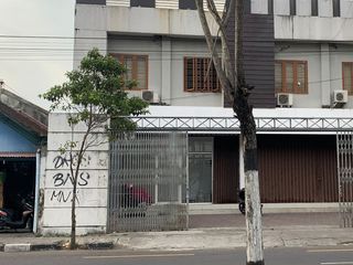 Tanah dan Ruko Besar di Menteri Supeno
