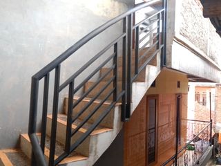 dijual rumah dekat Widyatama Cocok untuk kosan