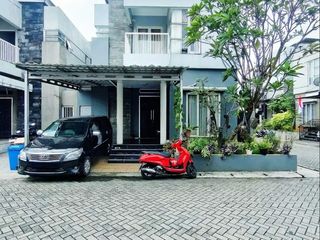 Rumah dijual BU dekat LRT Harjamukti di Villa Mutiara Cibubur 2