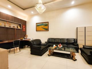 Villa di Jalan Kunyit ( Patimura / Iskandar Muda )