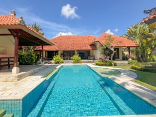 5 Bedroom Villa In Nusa Dua With Beautiful Traditional Designs