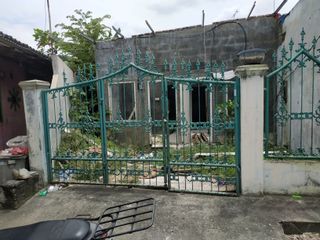 Lahan Bangunan Rumah Hook Cash Only di Perumnas Setia Mekar, Bekasi