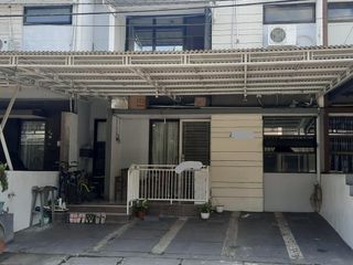 Dijual Murah Rumah Bagus 2 Lantai SHM di Grand Duta Periuk Tangerang Banten