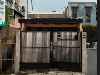 Dijual cepat rumah usaha pinggir jl depok 1