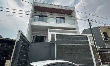 Dijual Rumah Baru LT 120|LB 320 di Bojong Indah