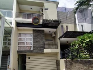 Rumah Lokasi Strategis di Bellavista Batam Kota Dekat Top 100