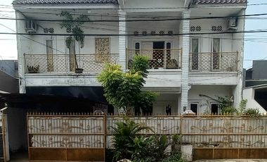 Dijual Rumah 2 Lantai Di Gading Serpong Cocok Untuk Kosan