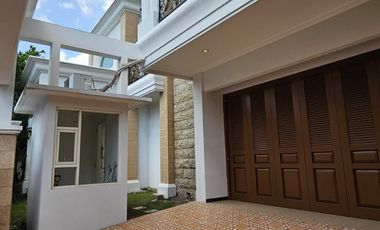 RUMAH Komersial Bangunan Baru Gress, Pusat Selangkah ke Raya Darmo