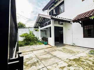 Sewa Cepat 85 juta Rumah Siap Huni Kalibata Luas 275sqm Jual Harga 5M-an Nego sampai deal