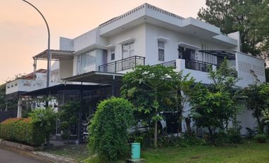 Rumah Bagus Siap Huni di Versailles BSD City