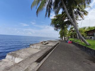 Tanah pinggir pantai air sanih buleleng