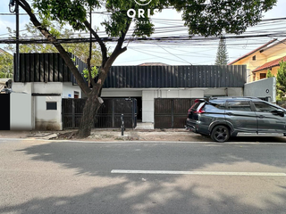 Bangunan 1,5 Lantai Cocok Untuk Usaha & Kantor