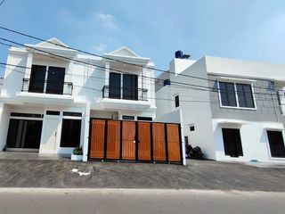 Rumah 2 Lantai Lokasi Strategis Cempaka Putih Dekat RS Islam