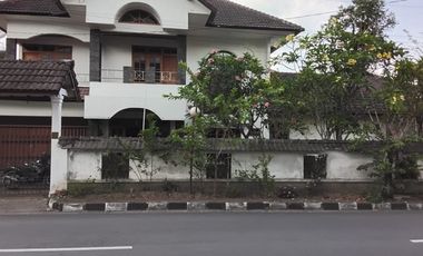 Rumah Mewah Dekat Pakuwon Yogya