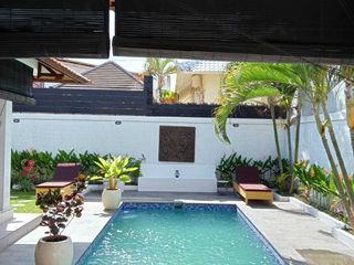 FOR RENT 2BR PRIVAT POOL LOKASI TENANG STARTEGIS DI SEMINYAK