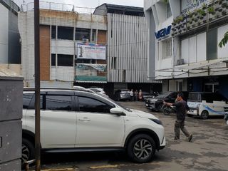 Ruko Gandeng Kantor saat ini Dijual di Gunung Sahari Jakarta