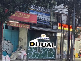 Jual murah Ruko 3 lantai ngantong di Jalan Raya Serpong