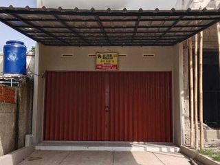 RUKO SIAP PAKAI PINGGIR JALAN RAMAI, cuma 300 jt an