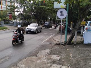 Disewakan ruko lantai 2 luas 200m2 Belitung darat