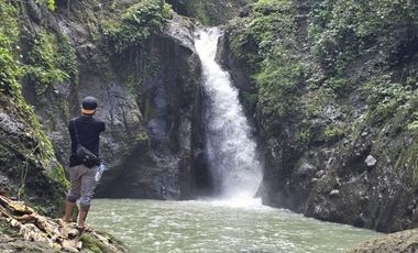 Dijual tanah view air terjun, lembah dan los sungai besar berbatu
