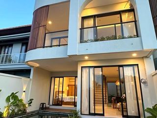 VILLA BARU DI BALI SELATAN