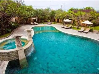 VILLA LUXURY STRATEGIS DEKAT PANTAI DOUBLE SIX SEMINYAK