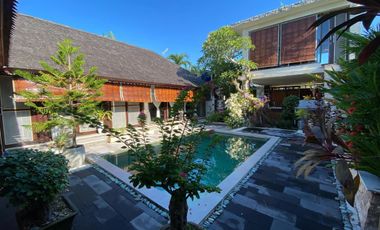 Villa view sawah dan pegunungan di sawe Jembrana