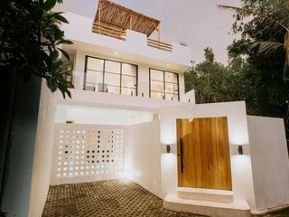 Luxury villa of 3-BR for sale in a prime location of Tumbak Bayuh