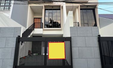 Rumah baru ,bagus dan nyaman di Tomang Jakarta Barat