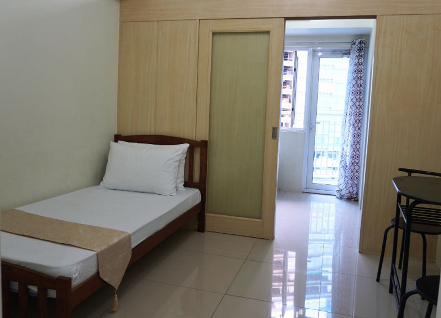 1-Bedroom Unit with Balcony for Rent at Jazz Residences Tower 2, Bel ...