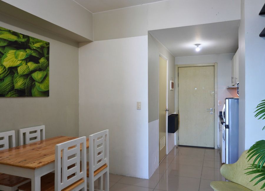 1-Bedroom Unit with Balcony for Rent at Jazz Residences Tower 4 Makati ...